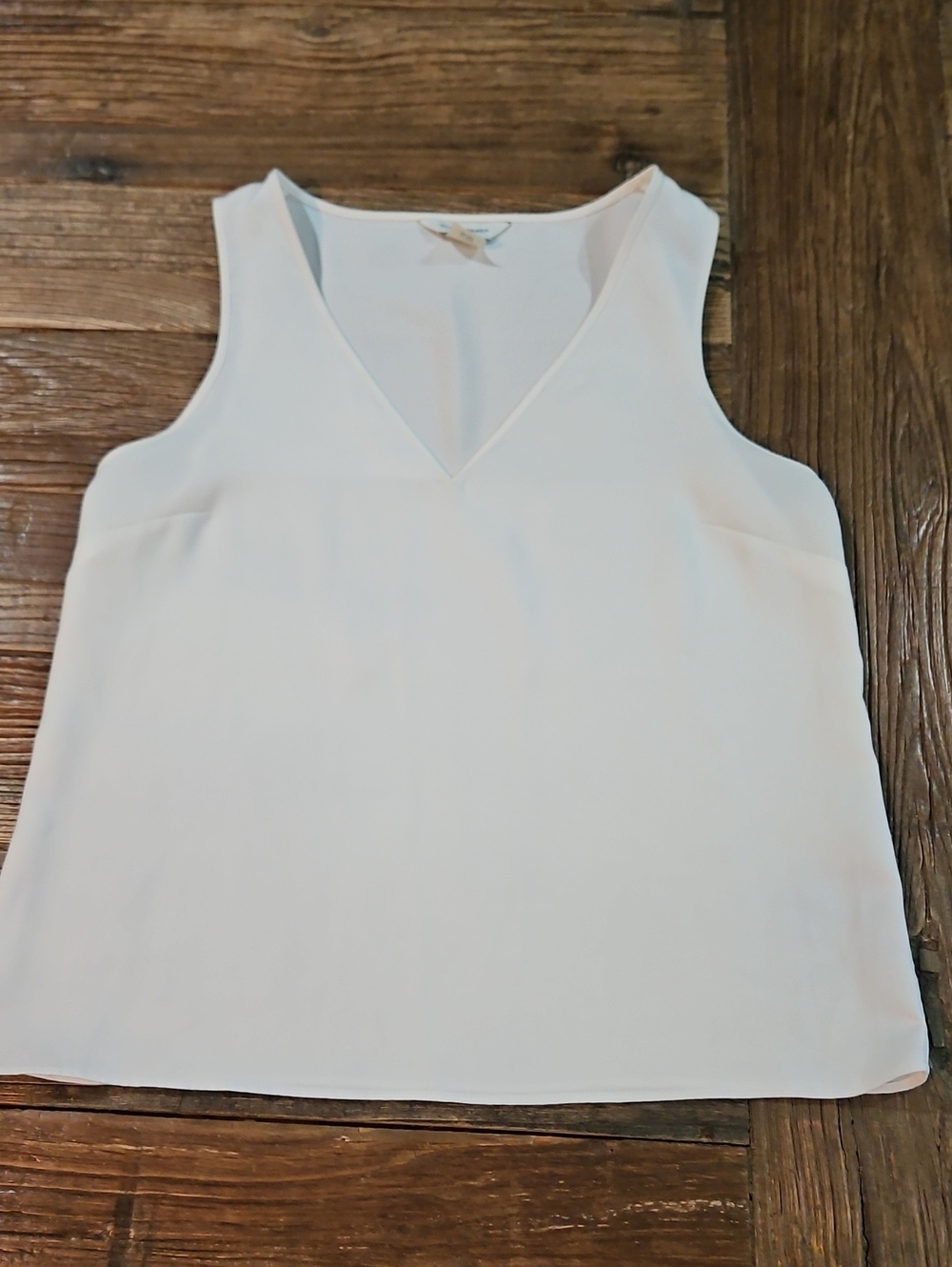 Club Monaco White V-Neck Sleeveless Camisole